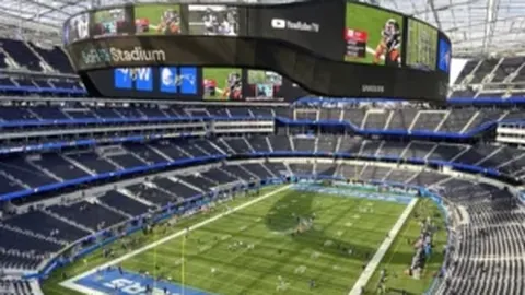 热刺冬窗引援目标锁定费莱尼，管理层已批准