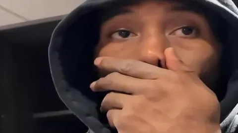 上海海港队虽败犹荣，携手申花挺进亚冠16强