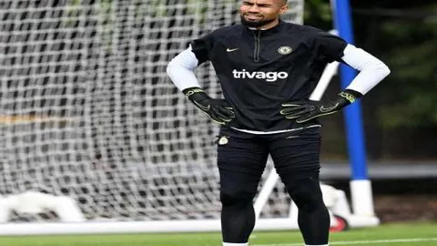 英超最新战况：曼城小负阿森纳，仅以2分差距落后；热刺险守第11席位！