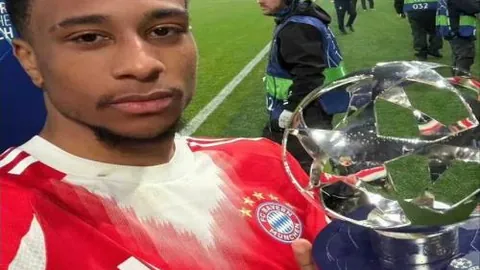 曼联2425赛季数据对比：前后赛季专家质合分析及前区十码推荐